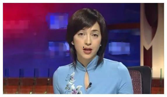 娱乐圈吃瓜的男明星小说,瓜田里的明星风云录 第1张 娱乐圈吃瓜的男明星小说,瓜田里的明星风云录 第1张